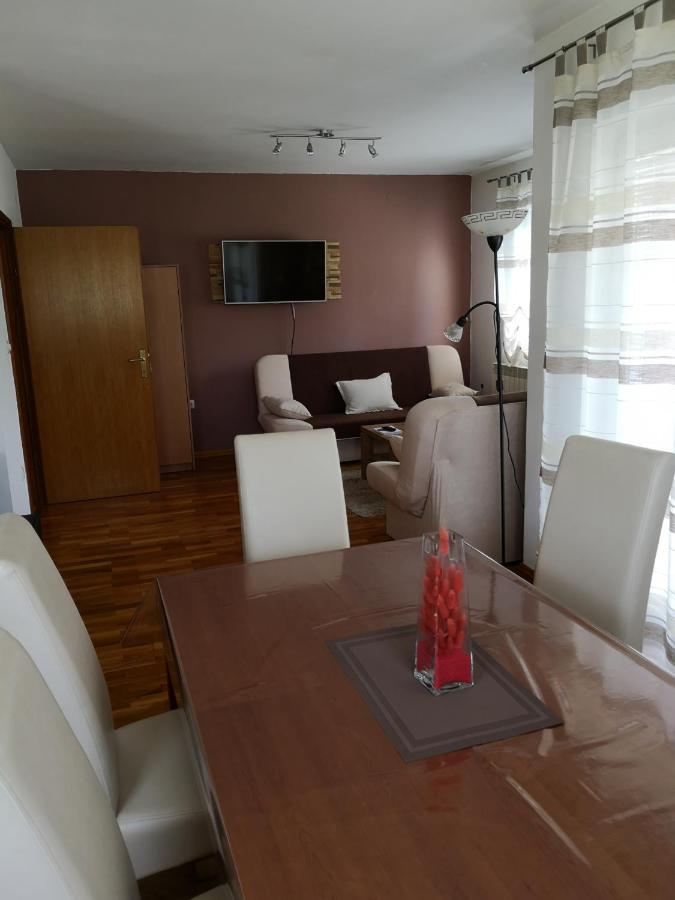 Apartment Igor - Holiday Home Ostarije المظهر الخارجي الصورة