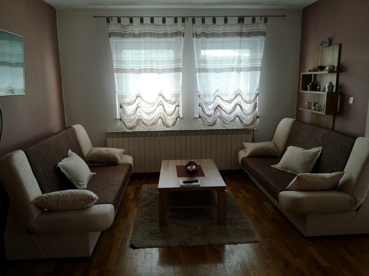 Apartment Igor - Holiday Home Ostarije المظهر الخارجي الصورة