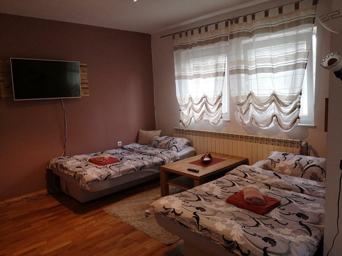 Apartment Igor - Holiday Home Ostarije المظهر الخارجي الصورة